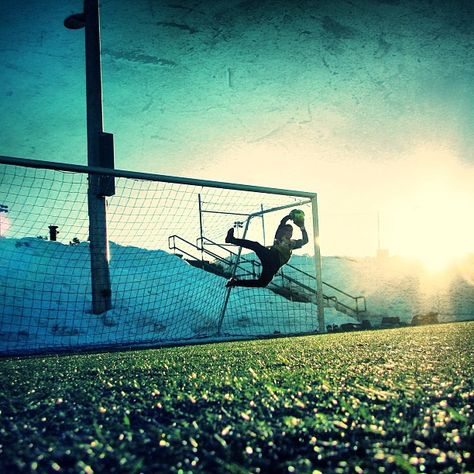 Soccer Aesthetic, Soccer Goalie, Shin Splints, Soccer Training, The Picture, Different Types, Soccer, On Instagram, Instagram