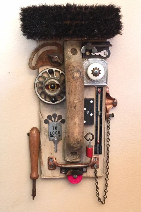 Weird Art Ideas, Scrap Sculpture, Unusual Crafts, Wizard Of Oz Set, Wood Robots, Sewing Gadgets, Window Latch, Recycle Sculpture, Vintage Mixed Media