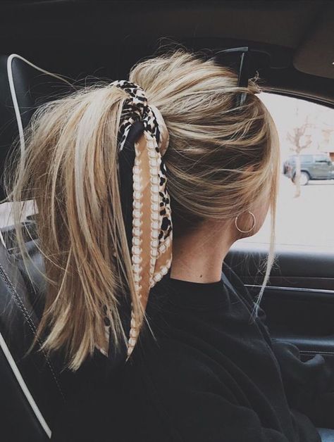 pinterest: chandlerjocleve instagram: chandlercleveland Peinados Fáciles Para Cabello Corto, Hair Dos, Gorgeous Hair, Scarf Hairstyles, Hair Day, Diy Hairstyles, Pretty Hairstyles, Summer Hairstyles, Hair Looks