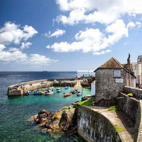 Coverack, Cornwall Coverack Cornwall, Coastal Photos, Places In Cornwall, Coastal Scenery, Cornwall Beaches, Visit Uk, West England, Devon And Cornwall, Quaint Village