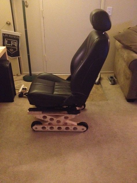 Diy Gaming Chair, Chair Inspiration, Band Saw Blade, Using A Router, Chaise Gaming, Game Chair, Car Furniture, Wooden Wheel, Drywall Screws