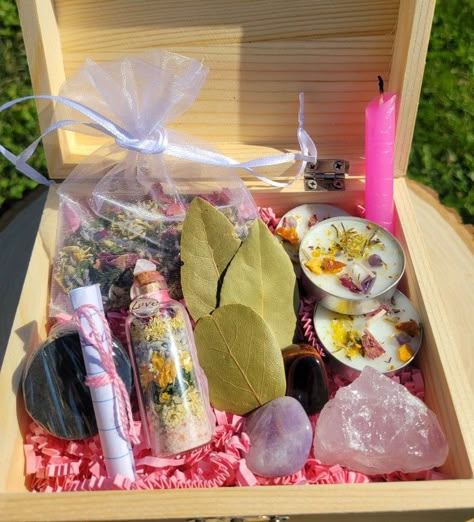 Witchy Gift Box Ideas, Witch Store, Spell Kits, Set Your Intentions, Bath Salts Diy, Candle Images, Spell Jar, Witchy Crafts, Witch Gift