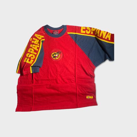 Spain Football Shirt  Espana soccer 100% cotton' premium quality Mens XL SHIRT Spain Shirt, Spain Football, Silly Clothes, Football Top, Cool Outfits For Men, Mens T Shirts, Cute Everyday Outfits, Mens Shirt, Football Shirt