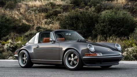 Porsche Motorsport North America to build engines for Singer restomods Carros Porsche, Singer Porsche, Singer Vehicle Design, Porsche Sports Car, Porsche Motorsport, Ferdinand Porsche, Porsche Classic, Porsche 964, Vintage Porsche