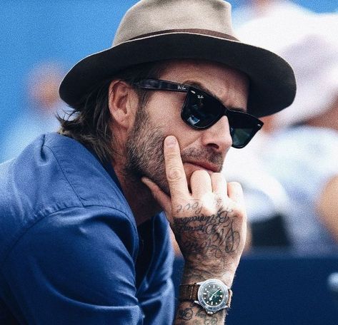 David Beckham. Ray-Ban. RayBan sunglasses. Ray-Ban Wayfarer. Wayfarer. Celebrities wearing Ray-Ban. David Beckham Style. Wayfarer Men, Rayban Sunglasses Mens, David Beckham Style, Sunglasses Mens, Ray Ban Sunglasses Outlet, Ray Ban Wayfarer, Cheap Ray Bans, Ray Ban Outlet, Red Outfit