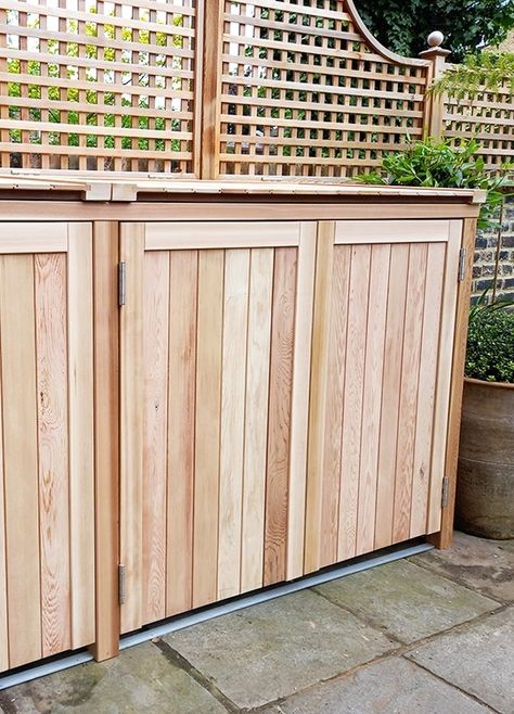 It's great when our satisfied customers come back for more! In this garden in London, we worked on their bespoke square trellis last year. They have now added a high quality bespoke storage unit constructed in Western Red Cedar, to help keep the space extra tidy. We offer expert installation too - find out more on the website. Small Garden Storage Ideas, Side Return Garden, Bin Stores, Narrow Shed, Small Garden Storage, Square Trellis, Outdoor Storage Units, Narrow Garden, Outside Storage