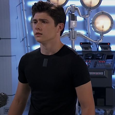 Marcus Davenport Lab Rats, Lab Rats Marcus, Marcus Lab Rats, Adam Lab Rats, Marcus Davenport, Mateus Ward, Lab Rats Disney, Mighty Med, Leo Howard