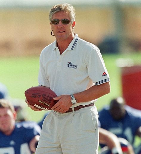 Drew Bledsoe, Pete Carroll, Sand Volleyball Court, England Fans, Bill Belichick, Gillette Stadium, Patriots Fans, Football Coach, School Football