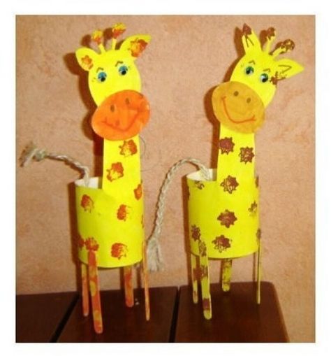 giraf knutselen . Zoo Animal Crafts, Giraffe Crafts, Toilet Roll Craft, Toilet Paper Crafts, Giraffe Art, Animal Crafts For Kids, Toilet Paper Roll Crafts, A Giraffe, Paper Roll Crafts