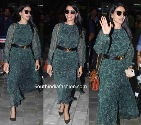 Samantha Dressing Style, Samantha Airport Looks, Samantha Dresses, Samantha Outfits, Hyderabad Airport, Valentino Belt, Louis Vuitton Pumps, Samantha Akkineni, Samantha Images