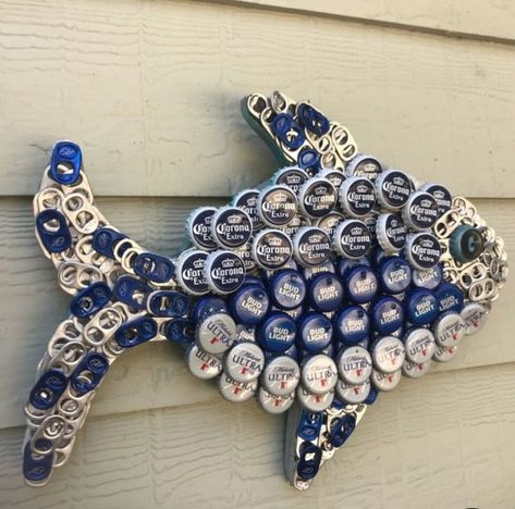 Sheepshead Fish, Beer Cap Projects, Beer Bottle Cap Crafts, Diy Bottle Cap Crafts, Beer Cap Art, Bottle Top Crafts, Bottle Cap Projects, Scrap Recycling, Art Bottle