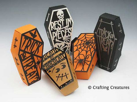 All Things Paper: Halloween Die Cuts Giveaway Coffin Treats, Halloween Boxes, Halloween Treat Boxes, Coffin Box, Halloween Coffin, Party Favor Boxes, Paper Gift Box, Halloween Paper, Halloween Hacks