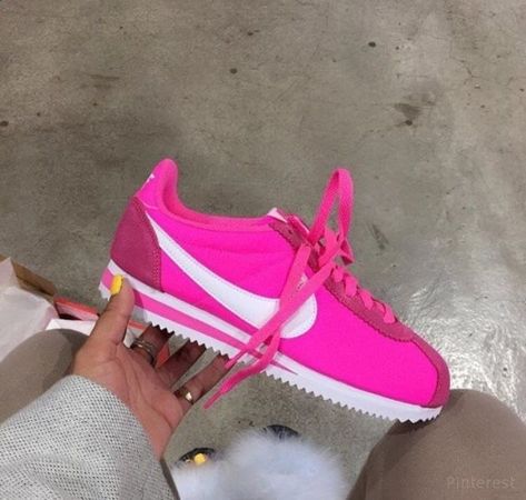 Nike Cortez Shoes, Cortez Shoes, Nike Shoe, Pretty Shoes Sneakers, Cute Nikes, Gym Shoes, Nike Shoes Women, Nike Cortez, Pretty Shoes