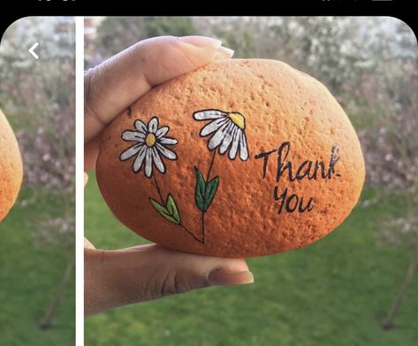 Orange Rock Painting, Thank You Rock Painting Ideas, Paint Pebbles, Kindness Tree, Thanksgiving Rocks, Pet Rock, Inspirational Rocks, Fall Pumpkin Crafts, Rock Flowers