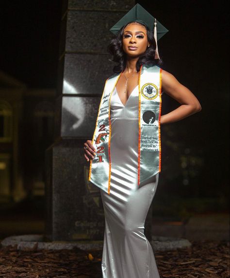 Famu Graduation Pictures, Grad Stole Ideas, Black Graduates, Grad Stole, Stole Ideas, Graduation Goals, Graduation Party Inspiration, Graduation Outfit College, Graduation Shoot