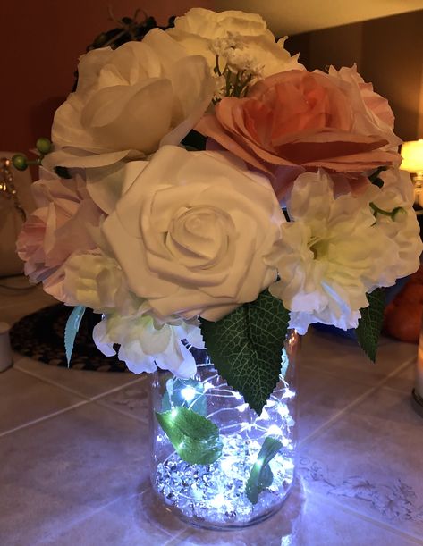 Flower Vase With Lights Centerpieces, Mason Jar With Lights, Jar With Lights, Quince Centerpieces, Wedding Planning Help, Graduation Table, Jar Flowers, 80th Birthday Decorations, Pink Mason Jars