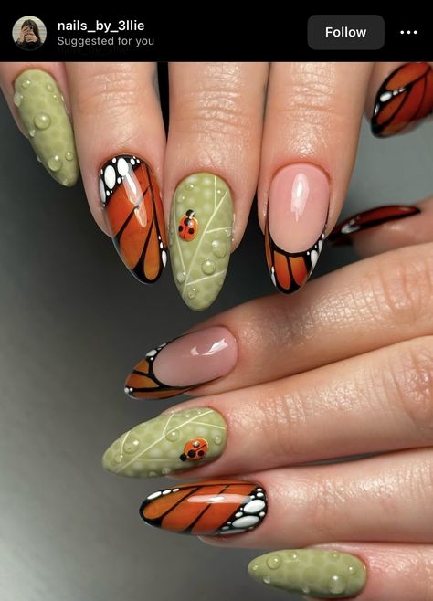 Easy Fall Acrylic Nails, Butterfly Nails Easy, Nail Art Ladybug, Bugs Nail Art, Nail Butterfly Designs, Bug Nails Art, Whimsy Nails, Ladybug Nails Designs, Monarch Butterfly Nails