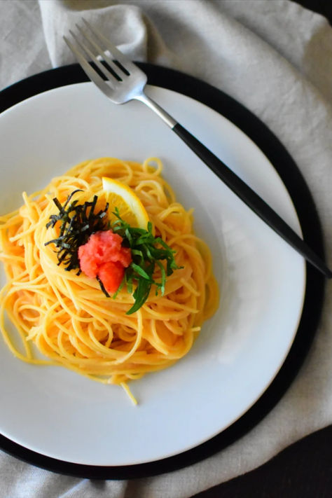 How To Make Mentaiko Pasta (Spicy Cod Roe Butter Spaghetti) Mentaiko Pasta, Butter Spaghetti, Pasta Spicy, Japanese Home Cooking, Easy Japanese Recipes, Nori Seaweed, Japanese Home, Japanese Recipes, Chili Peppers