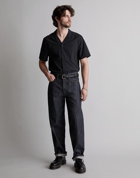 Classic Relaxed Straight Denims in Uncooked Indigo Wash | Madewell- #Indigo #Jeans #Madewell #Raw #Relaxed #straight #Vintage #Wash Check more at https://howcandothis.com/manstyle/classic-relaxed-straight-denims-in-uncooked-indigo-wash-madewell/ Vintage Blue Jeans Outfit Men, High Rise Jeans Outfit, Dark Washed Jeans Outfit, Blue Jeans Outfit Men, Wash Jeans Outfit, Denim Pants Outfit, Denim Outfit Men, Denim Fits, Mens Work Outfits