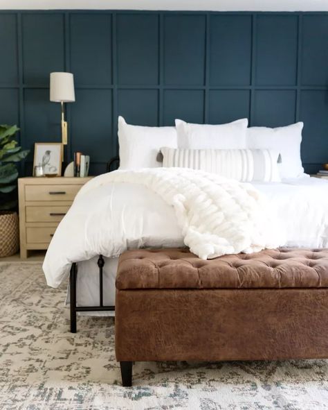 20 Gorgeous Ways to Make Wood Paneling Feel Modern Board And Batten Wall Ideas, Batten Wall Ideas, Dining Room Teal, Bright Bedroom, Batten Wall, Blue Accent Walls, Brighter Bedroom, Board And Batten Wall, Leather Storage