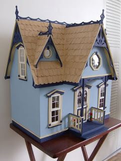 More Minis Dollhouses: Finishing Your Dollhouse Vermont Dollhouse, Magnolia Dollhouse, Cardboard Dollhouse, Orchid House, Dollhouse Lighting, Putz Houses, Victorian Dolls, Mini Crib, Dollhouse Kits