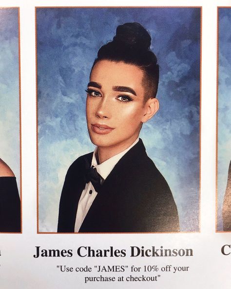 James Charles' Senior Yearbook Quote is Freaking Hysterical Texts Boyfriend, Best Yearbook Quotes, Best Senior Quotes, Hey Sisters, Hi Sisters, Senior Yearbook Quotes, Funny Yearbook Quotes, Funny Monday, Funny Yearbook