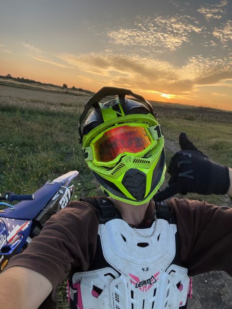 #sunset #motocross #motoboy #yz125 #dirtbike #motorcycle #aesthetic #summer # Dirt Bike Pictures, Motocross Love, Bike Pictures, Bike Aesthetic, Motorcycle Aesthetic, Aesthetic Boy, Selfie Ideas, Aesthetic Summer, Snowmobile