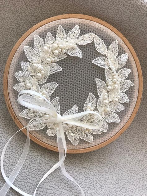 Wedding Ring Pillow,İvory Lace Ring Pillow Lace Wedding Ring, Embroidered Ring, Ring Pillow Lace, Wedding Ring Bearer Pillow, Wedding Ring Holder, Wooden Embroidery, Wedding Ring Bearer, Ring Pillows, Embroidered Leaves