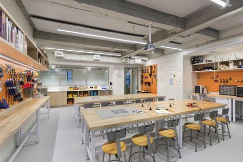 Makerspace Design, Maker Labs, Rockwell Group, Classe D'art, Collaboration Area, Laboratory Design, Stem Lab, Modern Classroom, Innovation Lab