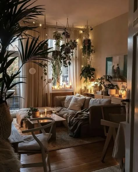 Masculine Living Rooms, Deco Studio, Aesthetic Living Room, Small Apartment Decorating, Home Inspo, Apartment Decor Inspiration, Small Room Bedroom, Boho Living, Boho Living Room