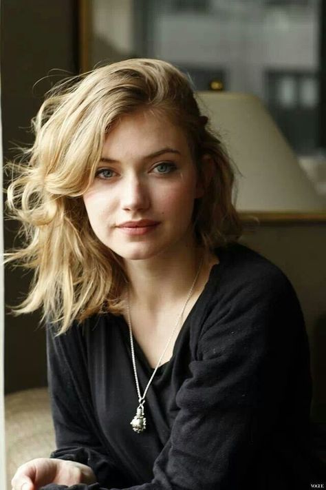 Imogen Poots Imogen Poots, Female Character Inspiration, 인물 사진, Pretty Face, Lany, Medium Length Hair Styles, Hair Lengths, Character Inspiration, Hair Inspiration