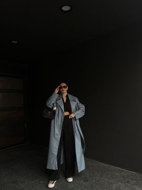 Blue Leather Trench Coat Outfit, Blue Trench Coat Outfit, Leather Coat Outfit, Nakd Fashion, Summer Palette, Trendy Coat, Trench Coat Outfit, Blue Trench Coat, Coat Outfit