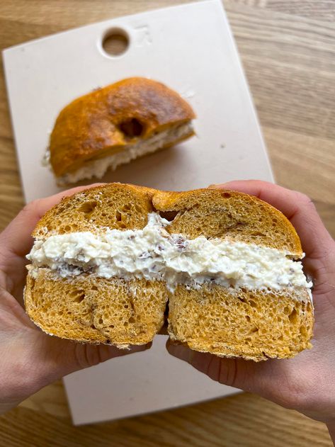 Pumpkin Sourdough Bagels, Sourdough Jesha, Pumpkin Bagels Recipe, Bagel Flavors, Sourdough Cinnamon Raisin, Autumn Bakes, Everything Sourdough, Sourdough Bagel, Cinnamon Raisin Bagels