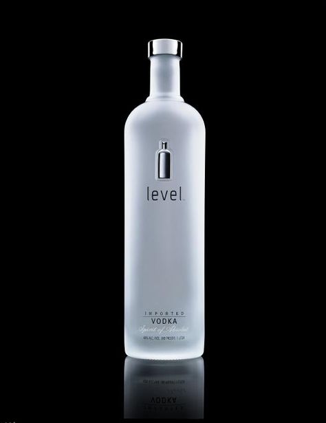 Level Vodka - Best Vodka Brands from Sweden - #Level #LevelVodka #Vodka Best Vodka Brands, Luxury Vodka, Bottle Of Vodka, Vodka Packaging, Vodka Labels, Alcohol Spirits, Vodka Brands, Alcohol Packaging, Premium Vodka