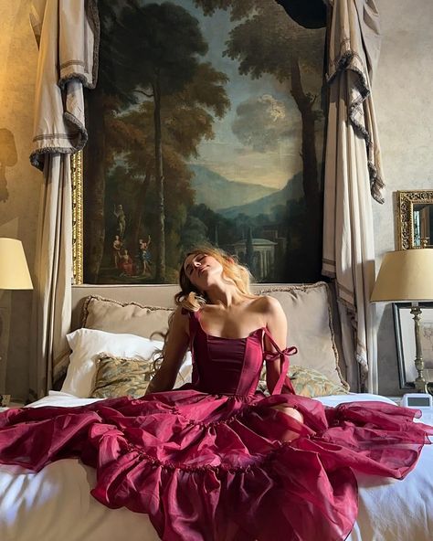 Cupid’s wish list 💌🥀 there’s still time to order your Valentine’s Day outfit♥️ wearing our signature Desirée in Medici red and our Siena gown in scarlet🥀 . . . . princesscore, Valentine’s Day outfit red dress princess aesthetic, girly vibes vday galentines Day , girly fashion, coquette, coquettecore, coquette aesthetic, romantic, modern romance, fairytale, royalcore, royal aesthetic, Modern Romantic Aesthetic, Red Princess Aesthetic, Romantic Dress Aesthetic, Valentines Day Dress, Modern Princess Outfits, Red Princess, Aesthetic Dress, Valentines Day Dresses, Royal Aesthetic