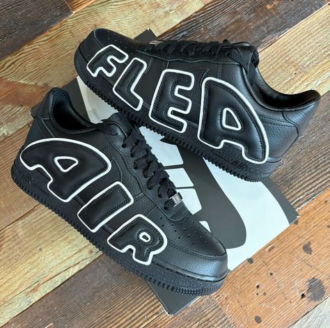 NIKE AIR FORCE 1 LOW CACTUS PLANT FLEA MARKET BLACK @sneaker_store.co @Sneaker_store.co SNEAKER STORE CO WHAT+57 (302) 223-8152 - +57 (301) 220-1556 Black Force, Cactus Plant Flea Market, Sneaker Stores, Cactus Plant, Nike Air Force 1 Low, Air Force Ones, Air Force 1 Low, Nike Air Force 1, Black Sneaker