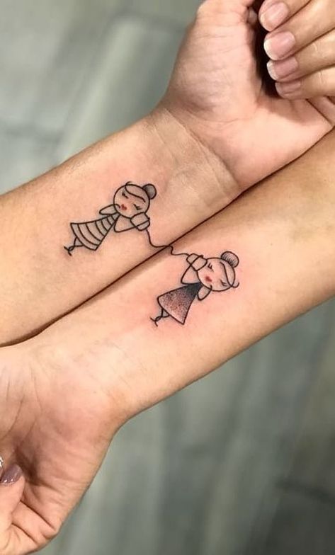 Twin Tattoos, Matching Friend Tattoos, Matching Best Friend Tattoos, Bestie Tattoo, Matching Sister Tattoos, Tattoos Unique, Tattoos Geometric, Bff Tattoos, Friendship Tattoos