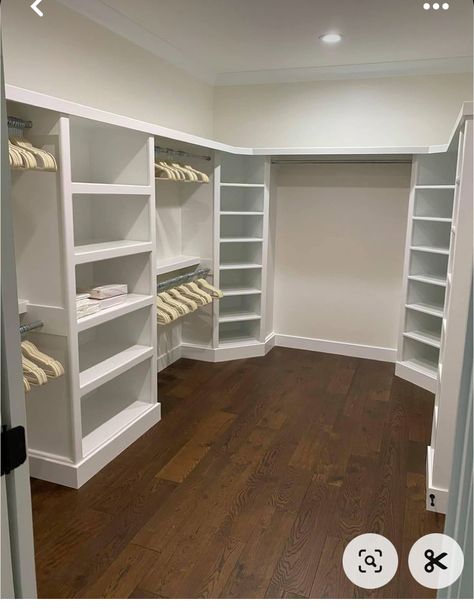 Cedar Walk In Closet, Walk In Closet Ideas With Shoe Rack, Square Closet Designs Walk In, Closets With Windows, Closet Organization Ideas With Mirror, Walk In Closet Renovation Ideas, Closet Designs With Window, Walk In Closet With Mirror, Closet Designs Layout