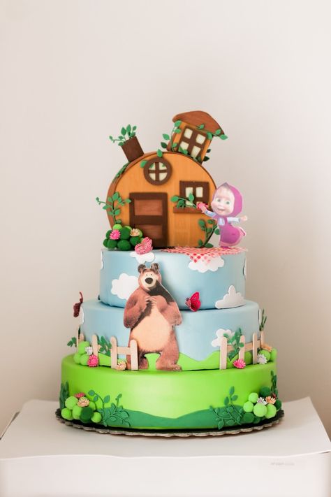 Masha E Orso Cake, Marsha And The Bear Cake, Marsha And The Bear, Masha And The Bear, Bear Cakes, Birthday Girl, Website Builder, Girl Birthday, Birthday Cake