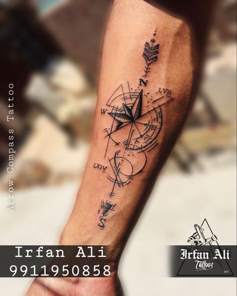 Geometric Compass Tattoo, Tattoo Homme, Globe Tattoos, Simple Forearm Tattoos, Simple Tattoos For Guys, Forearm Band Tattoos, Compass Tattoo Design, Forarm Tattoos, Wrist Tattoos For Guys