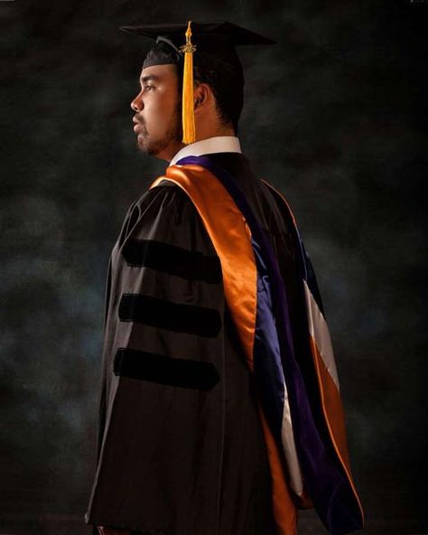 Taking a graduation photo is the perfect way to memorialize this big life change. Check out our graduation photo ideas from unique poses to creative props. Male Graduation Pictures, Graduation Shoot Ideas, Masters Graduation Pictures, Male Graduation, Graduation Photo Ideas, Grad Picture Ideas, Unique Poses, Cap And Gown Pictures, Masters Graduation