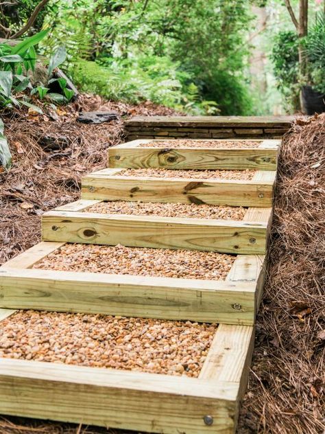 Stairs Diy, Outside Steps, Landscape Stairs, Landscape Timbers, Landscape Steps, Gravel Landscaping, How To Build Steps, Gravel Patio, Sloped Backyard