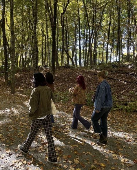 Friends In The Woods, Fall With Friends, Fall Goals, Fall Friends, Fall Mood Board, The Cardigans, Season Of The Witch, Walk In The Woods, Autumn Vibes