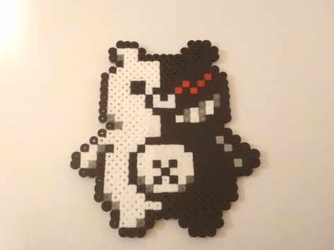 Monokuma Perler Beads, Hannah Ideas, Anime Perler, Wrapping Crystals, Danganronpa Monokuma, Stitch Games, Hamma Beads Ideas, Easy Perler Beads Ideas, Perler Bead Templates