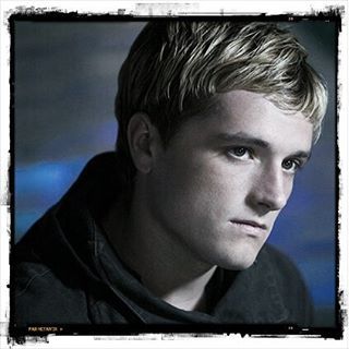 Peeta Mellark. You love me. Real or not real? #peetamellark #peeta #joshhutcherson #josh #hutcherson #joshhutch Petta Malark Hunger Games, Petta Malark, Peeta Malark, Real Or Not Real, Team Peeta, Hunger Games Wallpaper, Mockingjay Part 2, Hunger Games 3, Peeta Mellark