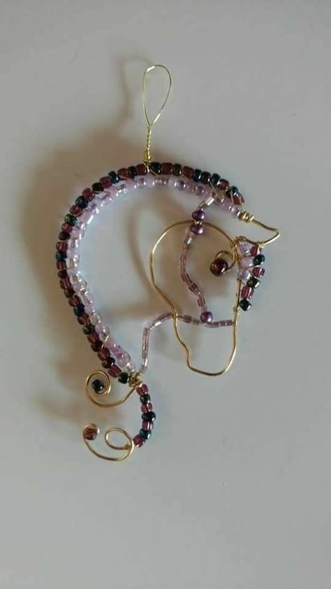 Wire Horse Head, Wire Horse, Bracelets With Beads, Copper Wire Art, Horse Hair Jewelry, Wire Ornaments, Wire Jewelery, Wire Wrap Jewelry Designs, Wire Wrapped Jewelry Diy