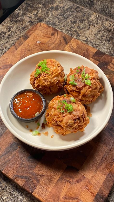 Crispy Dim Sum Shrimp Balls, Dim Sum Shrimp Balls, Shrimp Filling, Chinese Meals, Asian Seafood, Sweet Chili Dipping Sauce, Shrimp Balls, Raw Shrimp, Asian Noodle Recipes