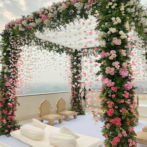 . Decor @memoriesdesignsbynidhijc Wedding planning @shanqhevents Venue @oberoinewdelhi Originally Featured on @weddecor.in . . . Follow us for more decor inspiration for your dream wedding.First premium page for all your decor fantasies. Tag us @weddecor.in to get featured. Email your original work at 💌 weddecorindia@gmail.com #weddecor #mandapdecor #intimateweddings #fun #calmingdecor #beautifuldecor #weddinginspiration #weddingdecor #indianweddings #weddings #inspiration #bigfatindia Mandap Decor Indian Outdoor Day, Mandap Outdoor Decor, Morning Indian Wedding Decor, Main Stage Decoration, Vedi Designs Wedding, Pink Mandap Decor, Pastel Mandap Decor, Garden Indian Wedding, Morning Wedding Decorations