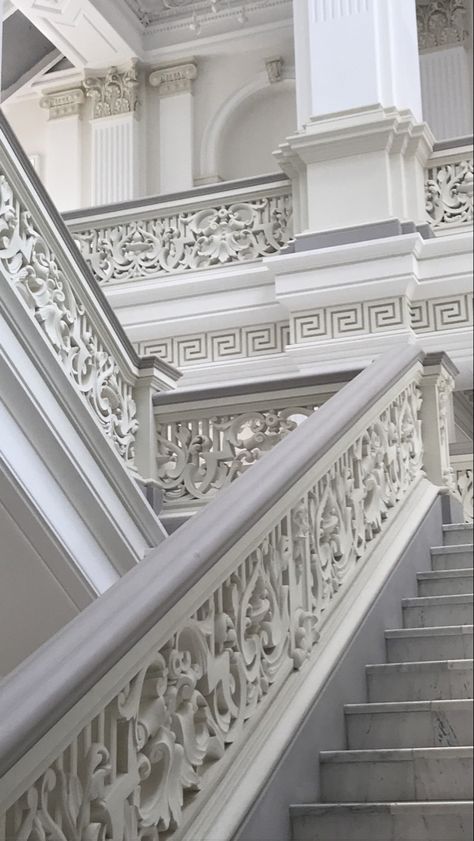 Luxury Stairs, Victorian Castle, White Stairs, White Hall, White Building, Lan Can, Castle Wall, Aesthetic White, Baroque Architecture