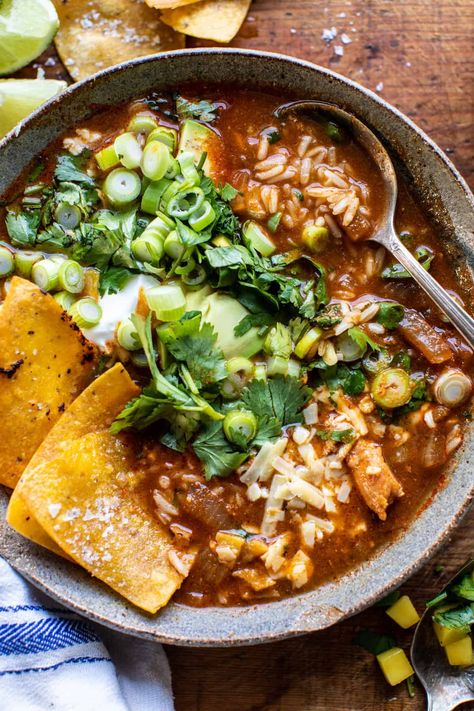 Half Baked Harvest Chicken, Half Baked Harvest Recipes, Crockpot Healthy, Harvest Recipes, Half Baked, Chicken Tortilla Soup, Chicken Tortilla, Half Baked Harvest, God Mat